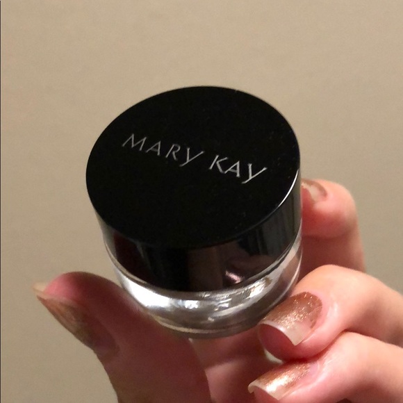 Mary Kay Other - 🌼 New Mary Kay gel Eyeliner color orchid